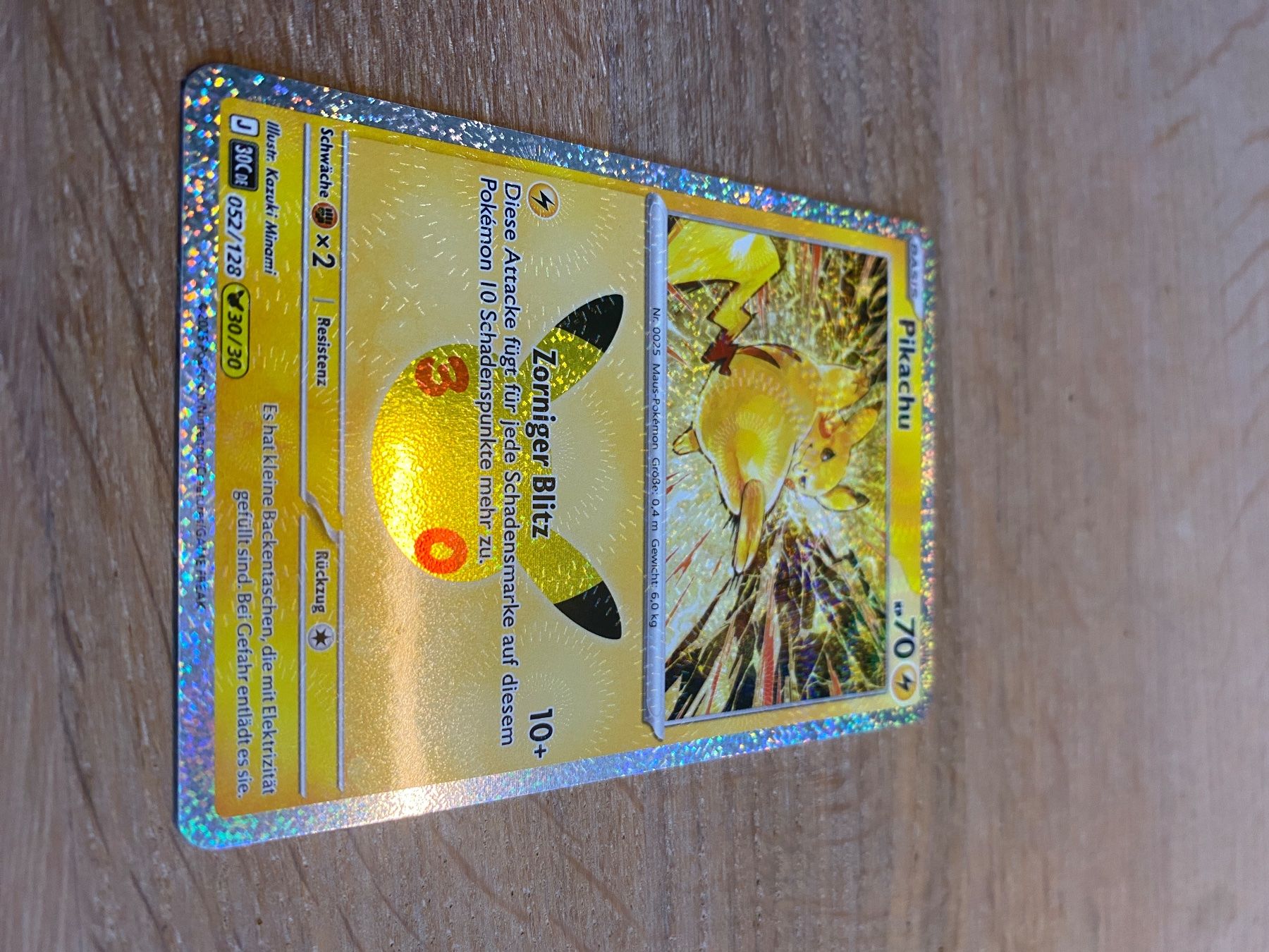 Pokémon Carte collezionabili: Pikachu 30th anniversary 052/128 DE – Usato da Küsnacht ZH venduto da dani.privat