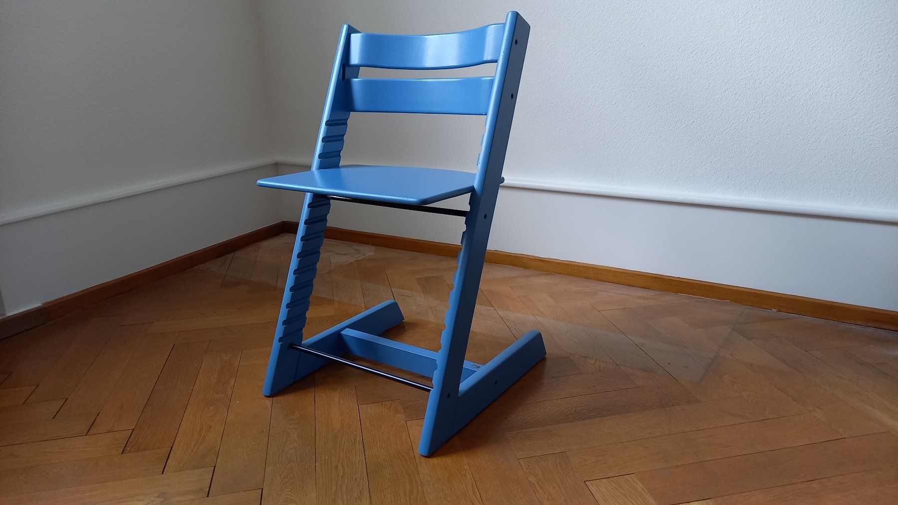 Stokke Stühle: Trip Trap Kinderstuhl – Gebraucht aus Basel von jourbs
