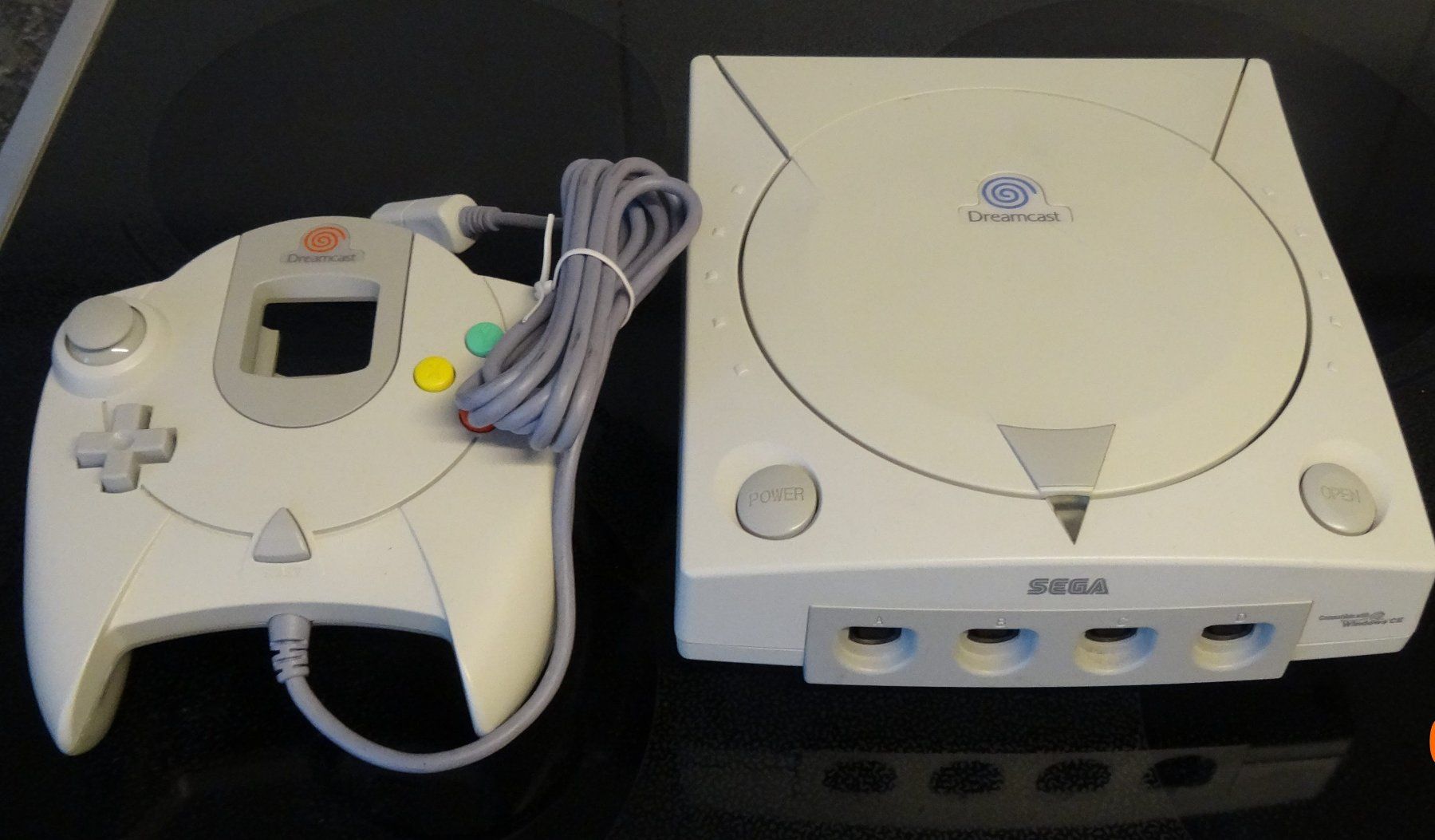 Sega Console: Dreamcast mit Dual Bios – Usato da Rheinfelden venduto da Silver75