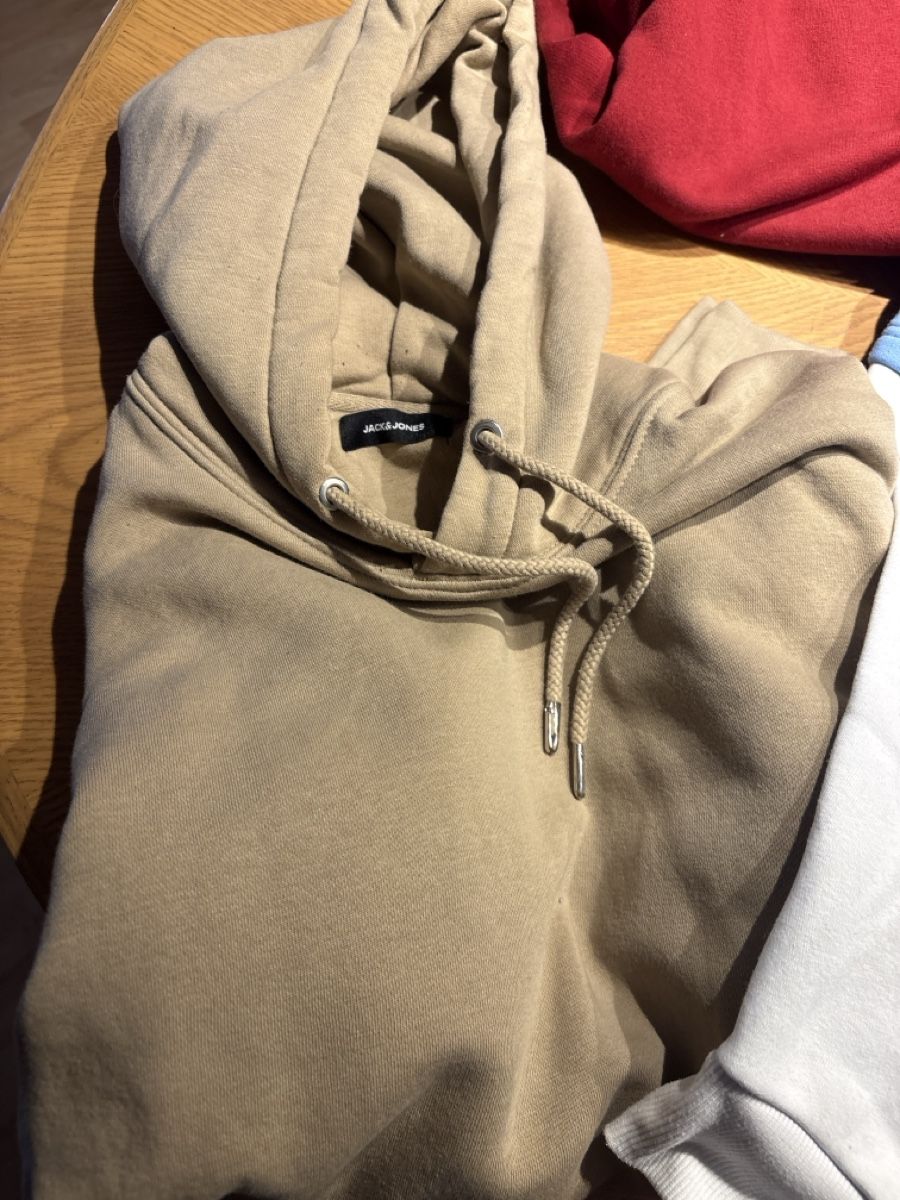 Maglioni & Felpe: Hoodies Grösse M – Usato da Staffelbach venduto da Cherry4 1