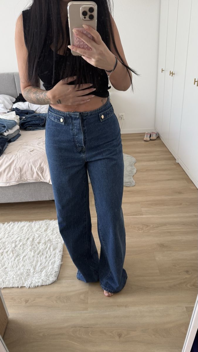 Shein Jeans: Jean large bleu  – Gebraucht aus Biel/Bienne von diana.diana