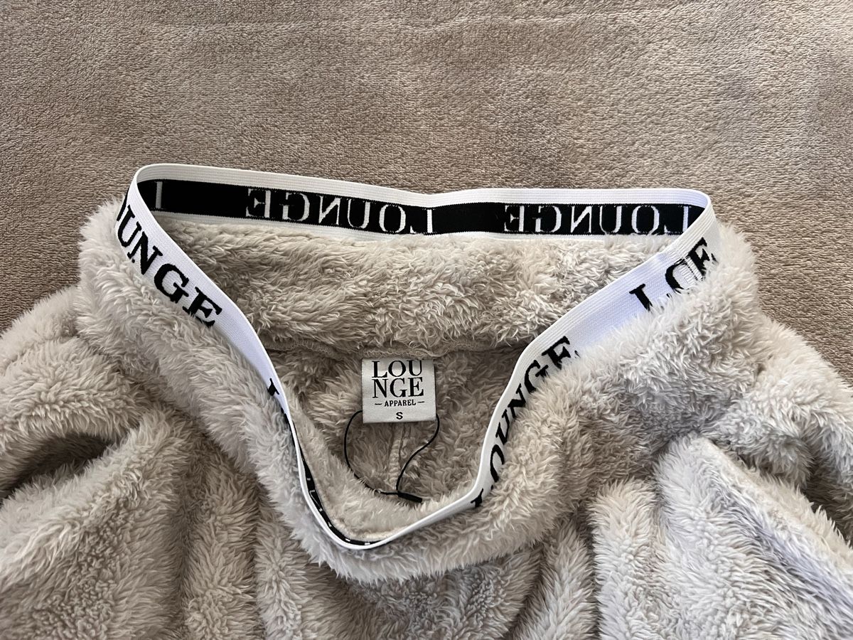 Kleiderpakete: Loungewear Set, Teddy Flausch – Neu (gemäss Beschreibung) aus Zürich von pmorger01 2