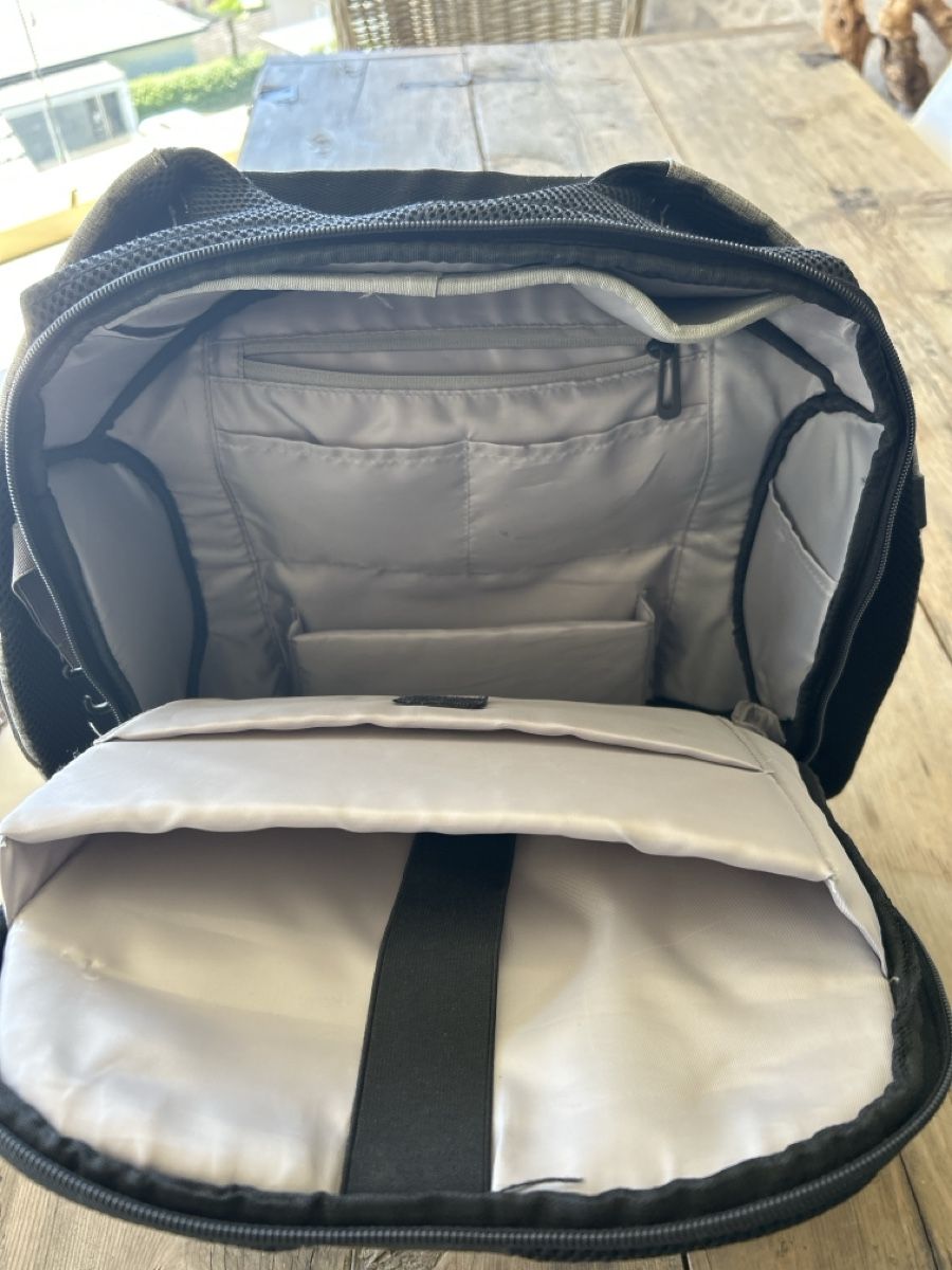 Rucksäcke: Rucksack anti-theft grau schwarz  – Gebraucht aus Minusio von monette08 3