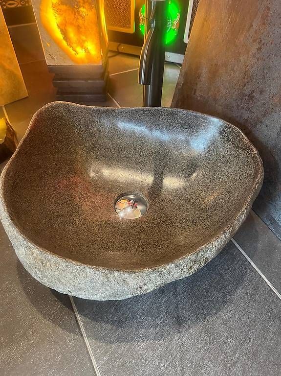 Lavabi & lavandini: Granit-Waschbecken  Riverstone Grau Unikat – Nuovo e nell'imballaggio originale da Berikon venduto da al7_7jyx 1
