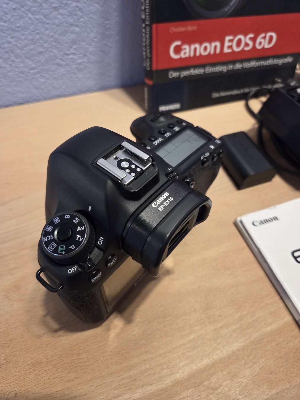 Canon Fotocamera: Canon eos 6D Body mit Zubehör – Usato da Thierachern venduto da bcguggi 3