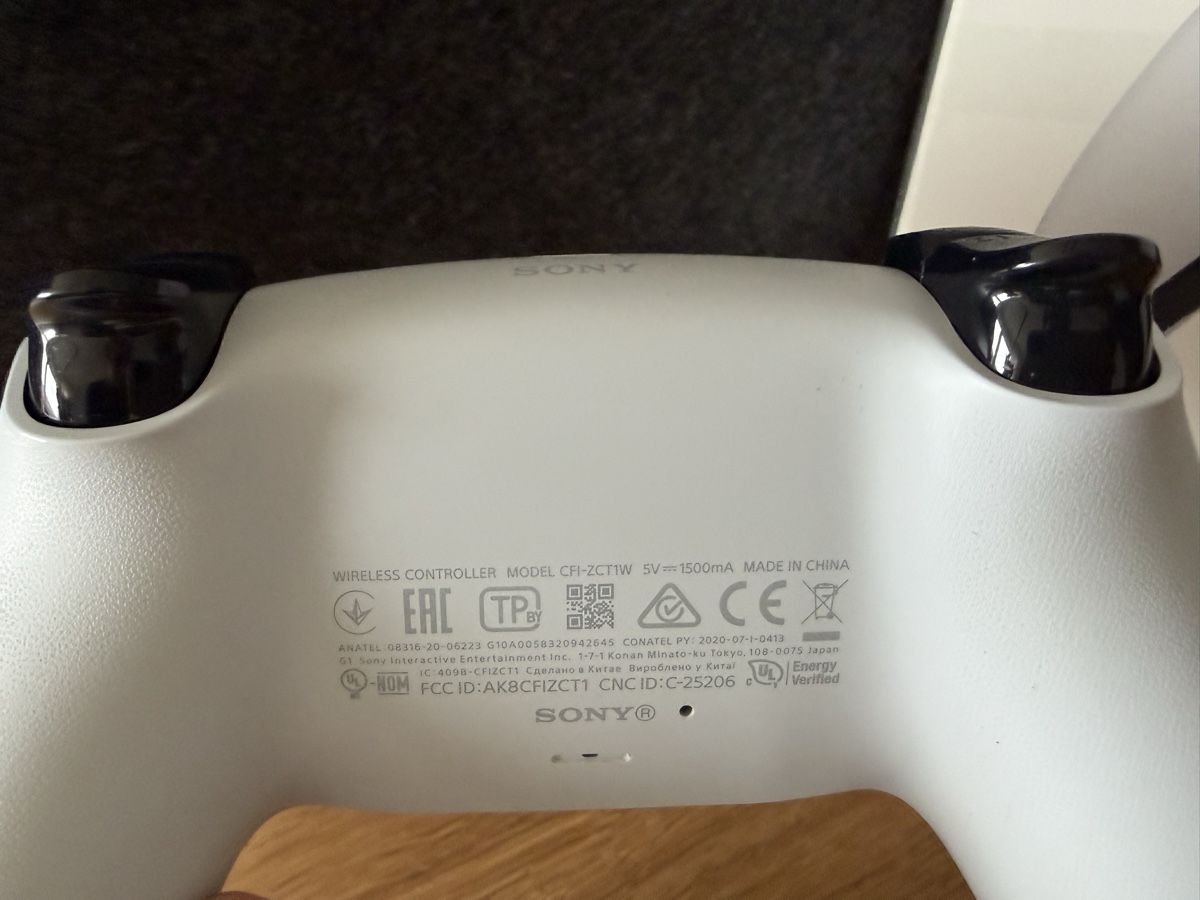 Sony Manettes: SONY Playstation 5 DualSense Wireless-Controller weiss – Neuf (Voir description) à Zürich par giuliak 2