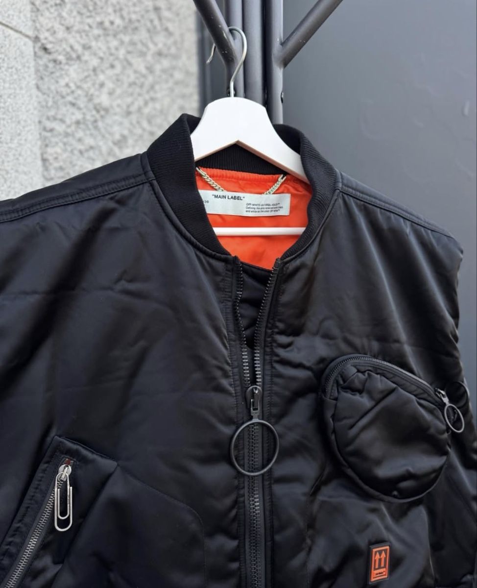 Gilet & Giacche: Jilet Off White – Usato da Genève venduto da pas_z6kp 1