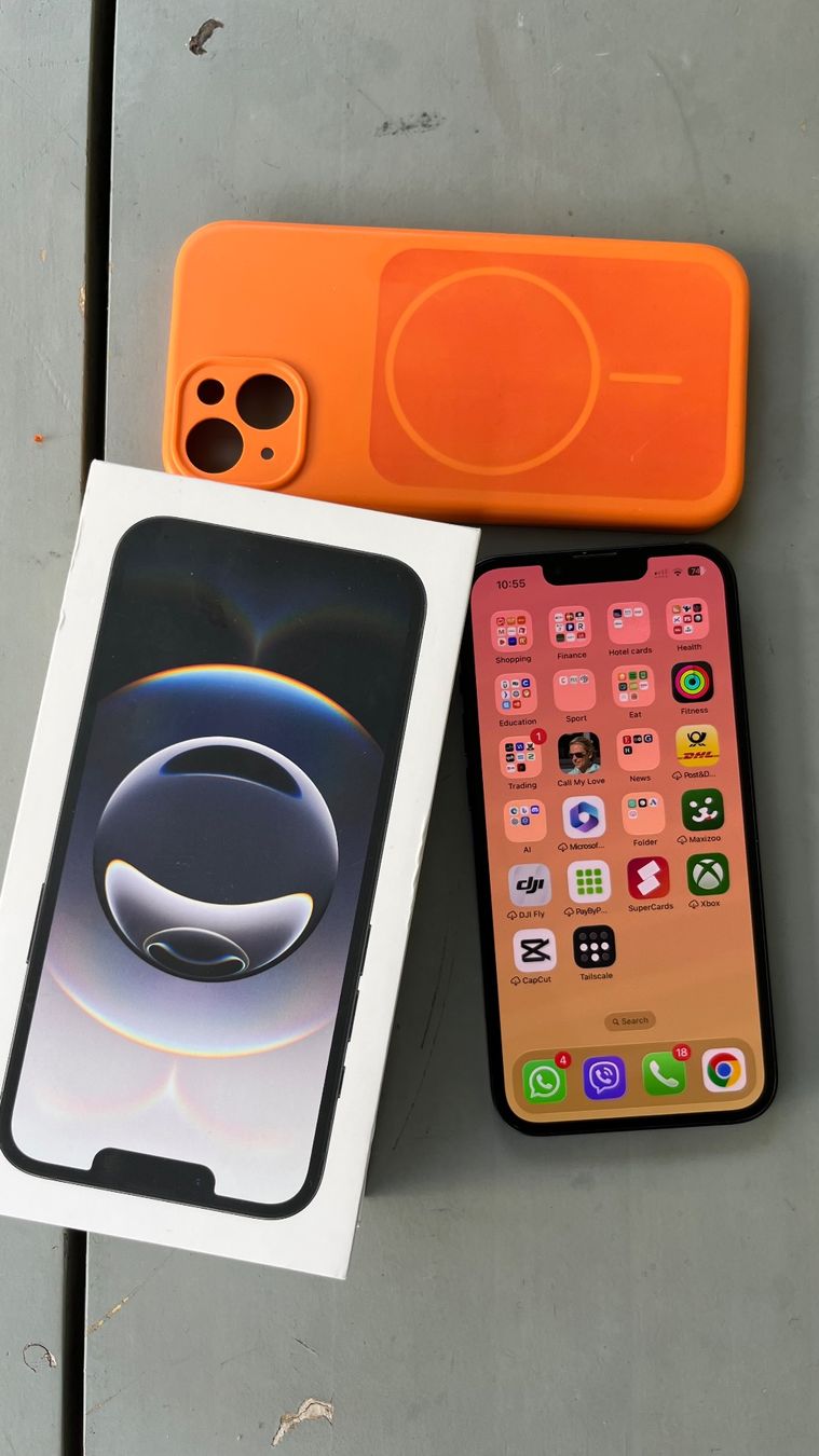 Apple Telefoni cellulari / Smartphones: Iphone 13 128GB Midnight – Usato da Hünenberg See venduto da trenerowski
