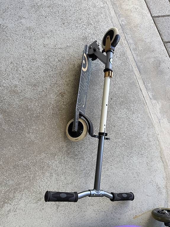 Kickboard: Kinder Scooter / Tretroller – D'occasion à Bichwil par salagor 1