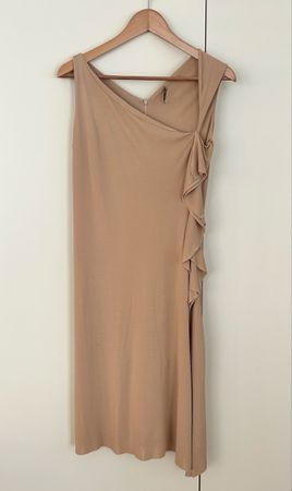 Damenkleid beige Gr I 42/ D 36, leicht asymmetrisch