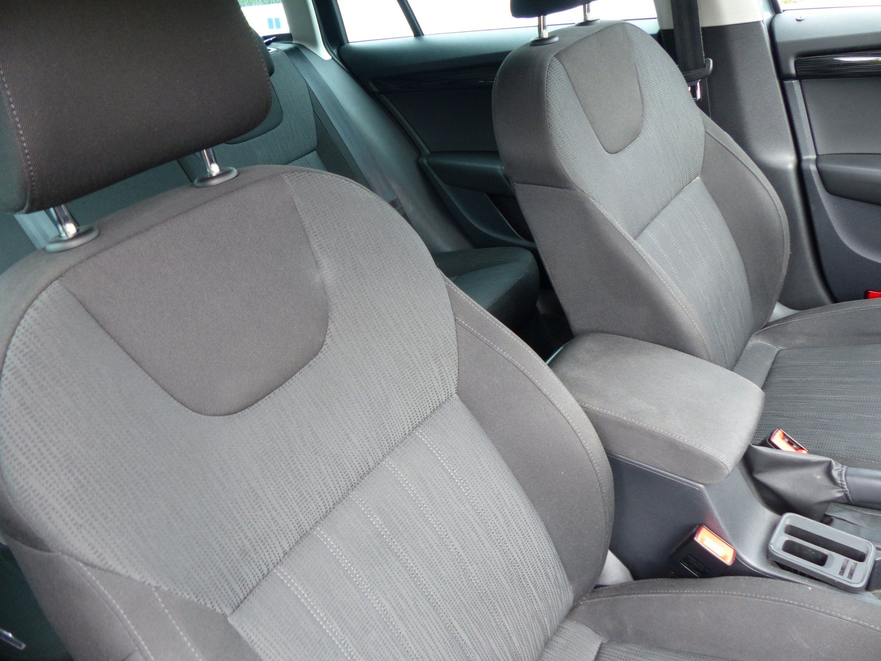 Skoda Automobili: Skoda Octavia 2.0 TDI – Usato da Edlibach venduto da dittli-automarkt 4