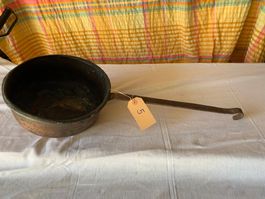 Kupferpfanne mit langem Griff gebraucht ca 22cm