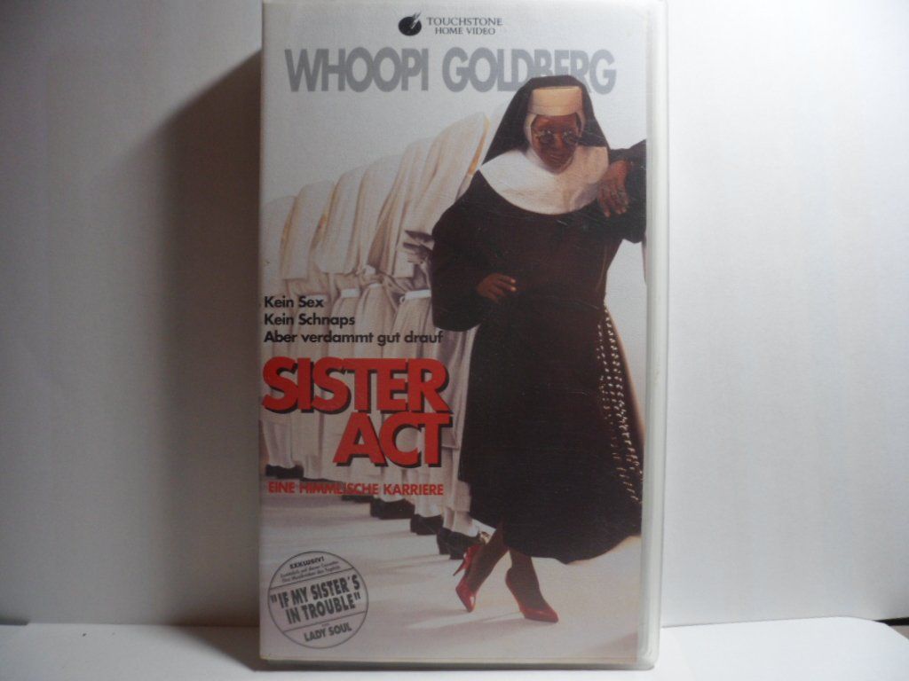 Alle VHS: VHS   Whoopi  Goldberg   SISTER ACT – Gebraucht aus Langnau i. E. von mar_hw58