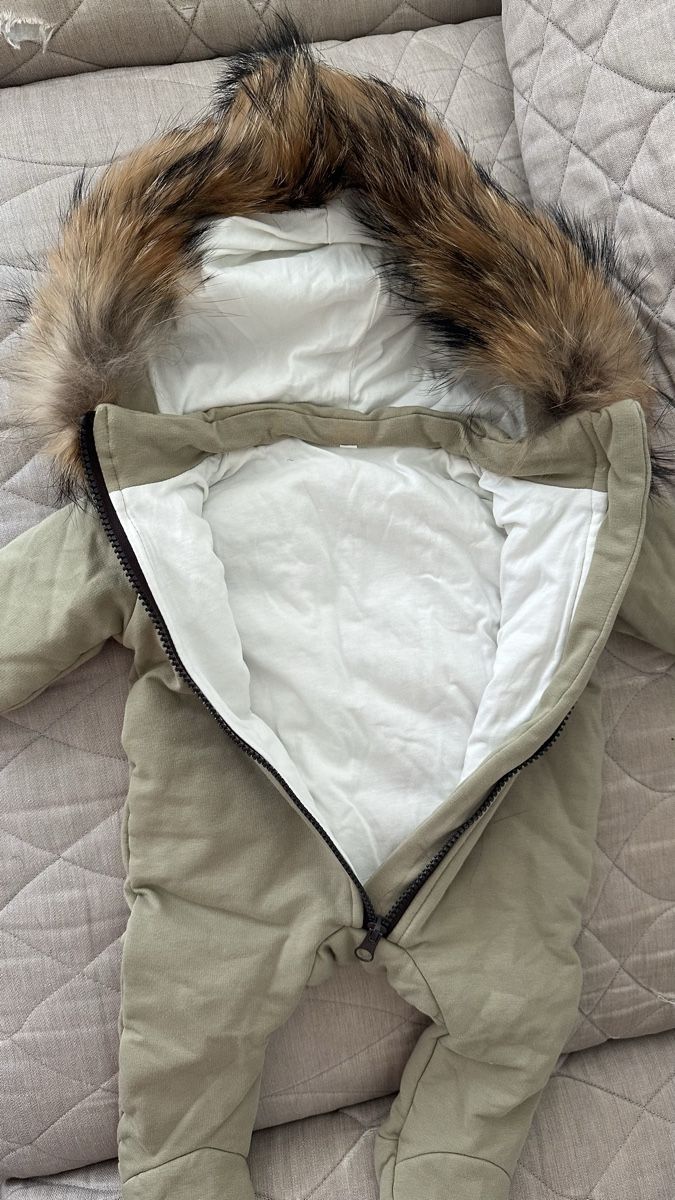 Barboteuses: Newborn jumpsuit – Neuf (Voir description) à Etoy par aal_cby6 2