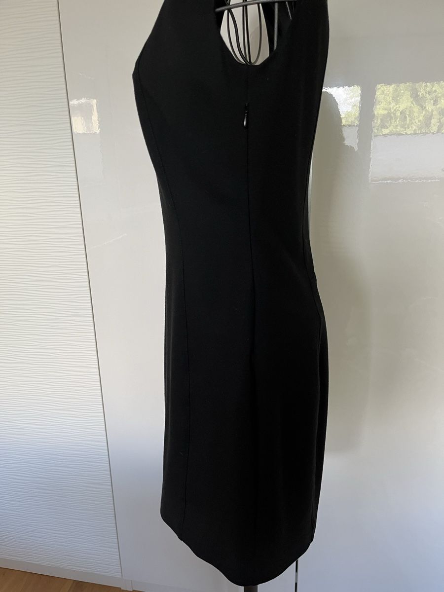 Vestiti: Robe noire Caractère – Nuovo (secondo la descrizione) da St. Prex venduto da Nikolletta 1