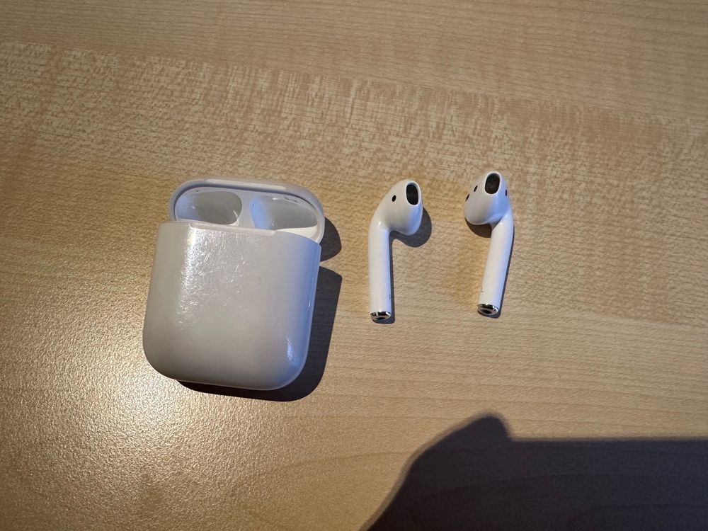 AirPods 1. Generation | Kaufen auf Ricardo