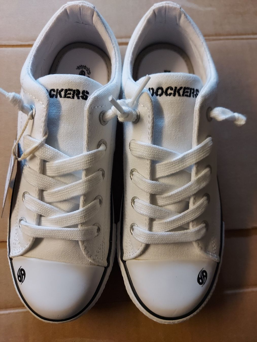Schuhe für Jungen: Dockers Grösse 35 NEU – Neu (gemäss Beschreibung) aus Altishofen von tammy05