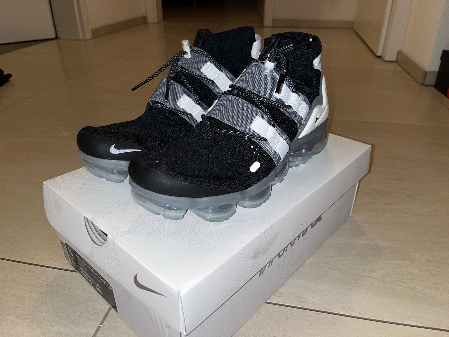 Nike Scarpe da uomo: Nike Air Vapormax FK Utility – Usato da Lenzburg venduto da JoelMeier