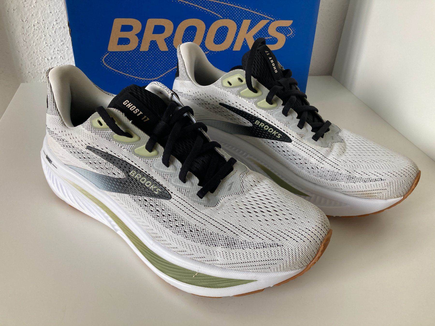 Brooks Herrenschuhe: Brooks Ghost 17 Hommes Taille 43 Blanc/Noir – Neu (gemäss Beschreibung) aus Biel/Bienne von almercaa 8