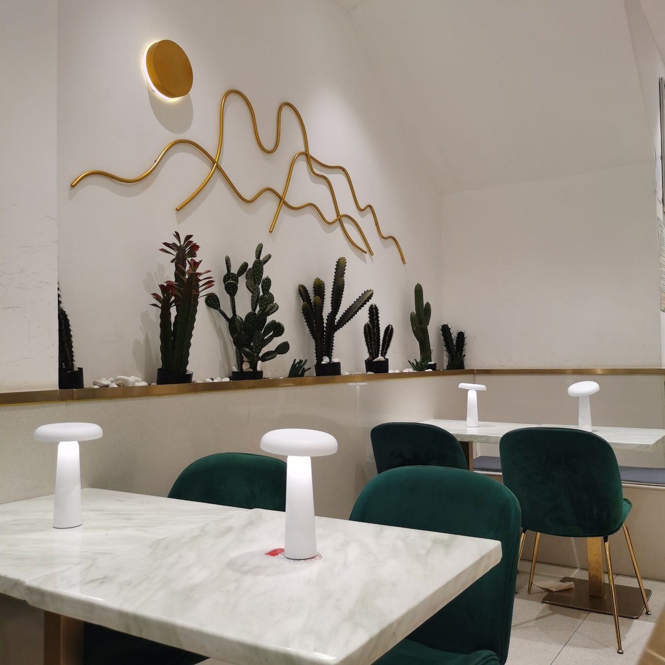 Lampade: Dimmbare Led Akku Tischlampe‪ – Nuovo e nell'imballaggio originale da Lugano venduto da Lucolos 1
