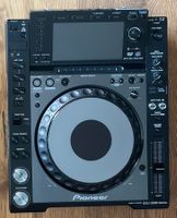 2x Pioneer CDJ 2000 Nexus