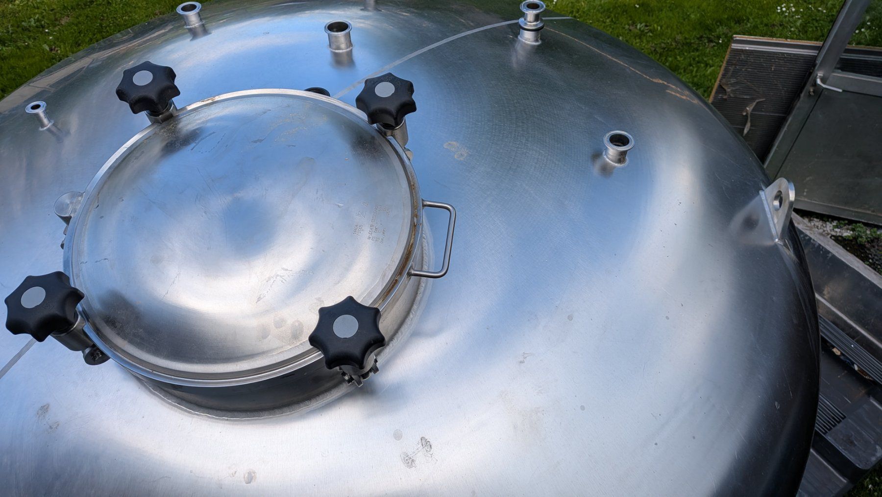Accessori per altri veicoli: Chromstahltank 4000 Liter – Usato da Lanzenhäusern venduto da Original75 2