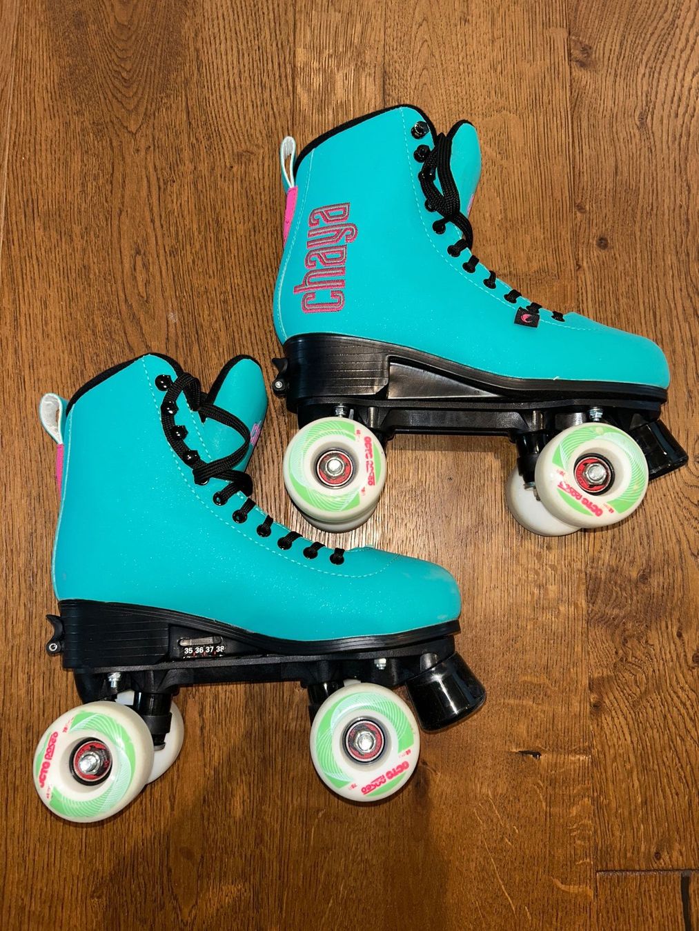 Pattini in linea & Pattini a rotelle: Chaya Bliss Rollschuhe, Rollerskates, Türkis Gr. 35 - 38 – Usato da Stettlen venduto da Bluedogs75