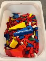 BIG Domino Rally – Retro-Dominospiel mit viel Zubehör