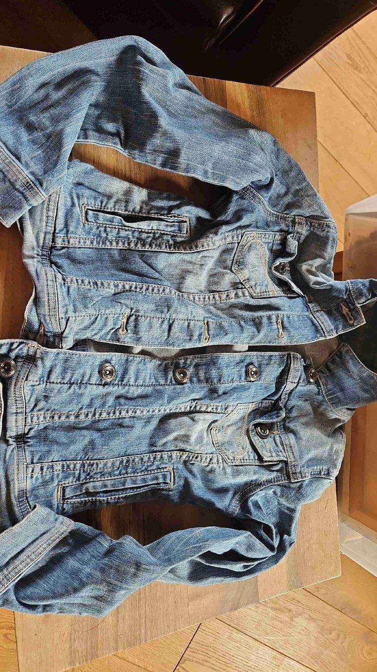 Zara Giacche: Coole Jeansjacke Grösse 152, Top Zustand – Usato da Spiez venduto da ann_y7bb