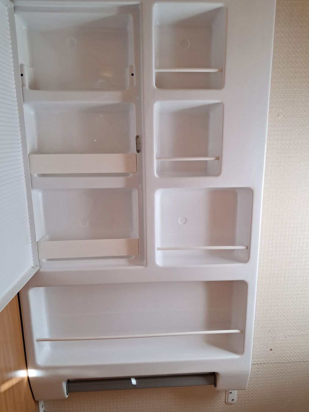 Regale: Badgestell – Gebraucht aus Bütschwil von brigitta22 1