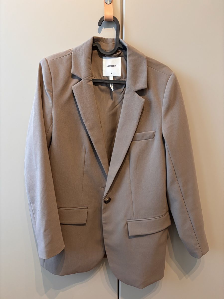 Giacche: Blazer 36 – Usato da Wallisellen venduto da littlesnail 2