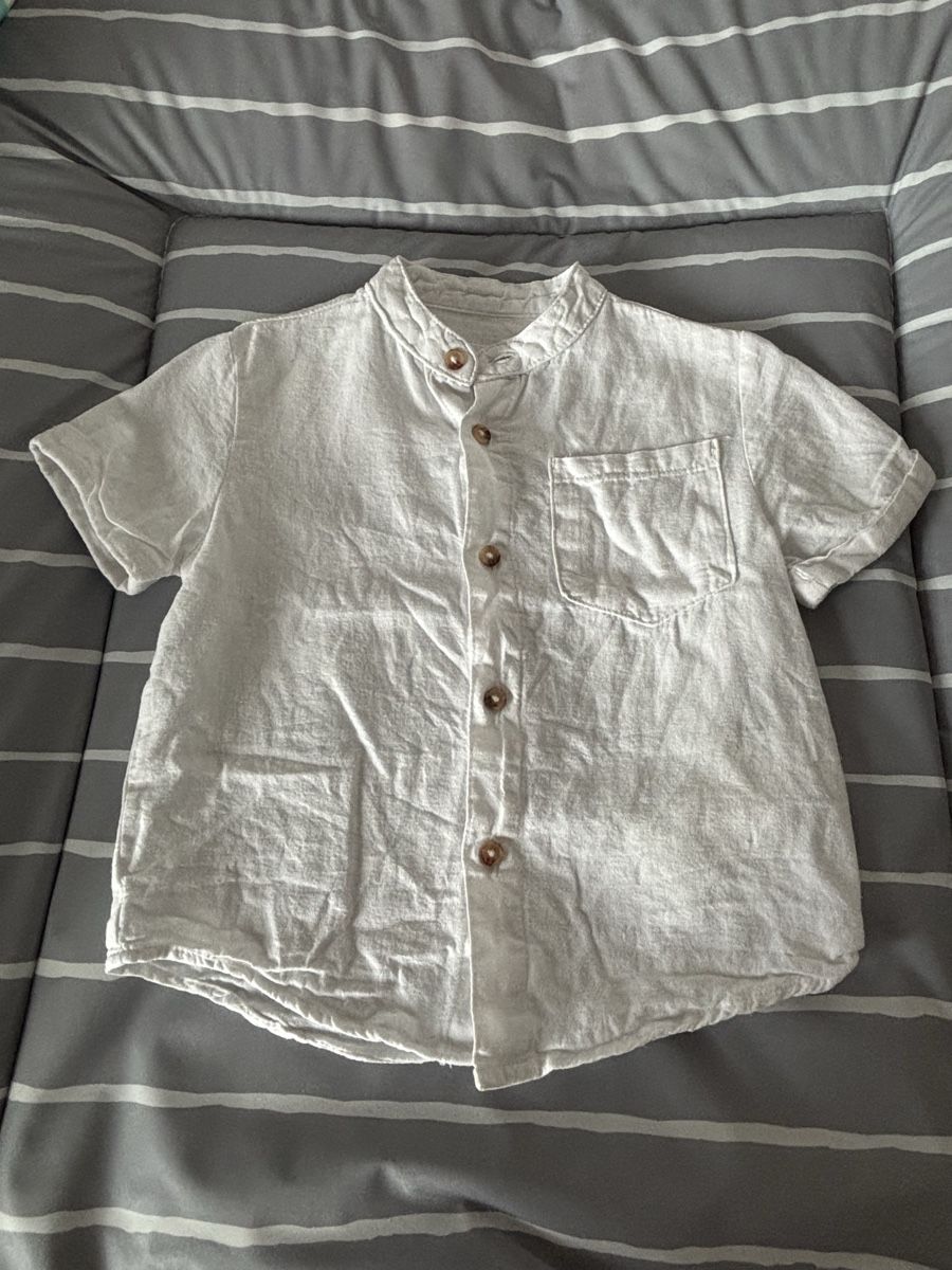 Hemden, T-Shirts & Polos: Leinen/Baumwoll Hemd, Grösse 98 – Gebraucht aus Schleinikon von Jessica_Lutishi