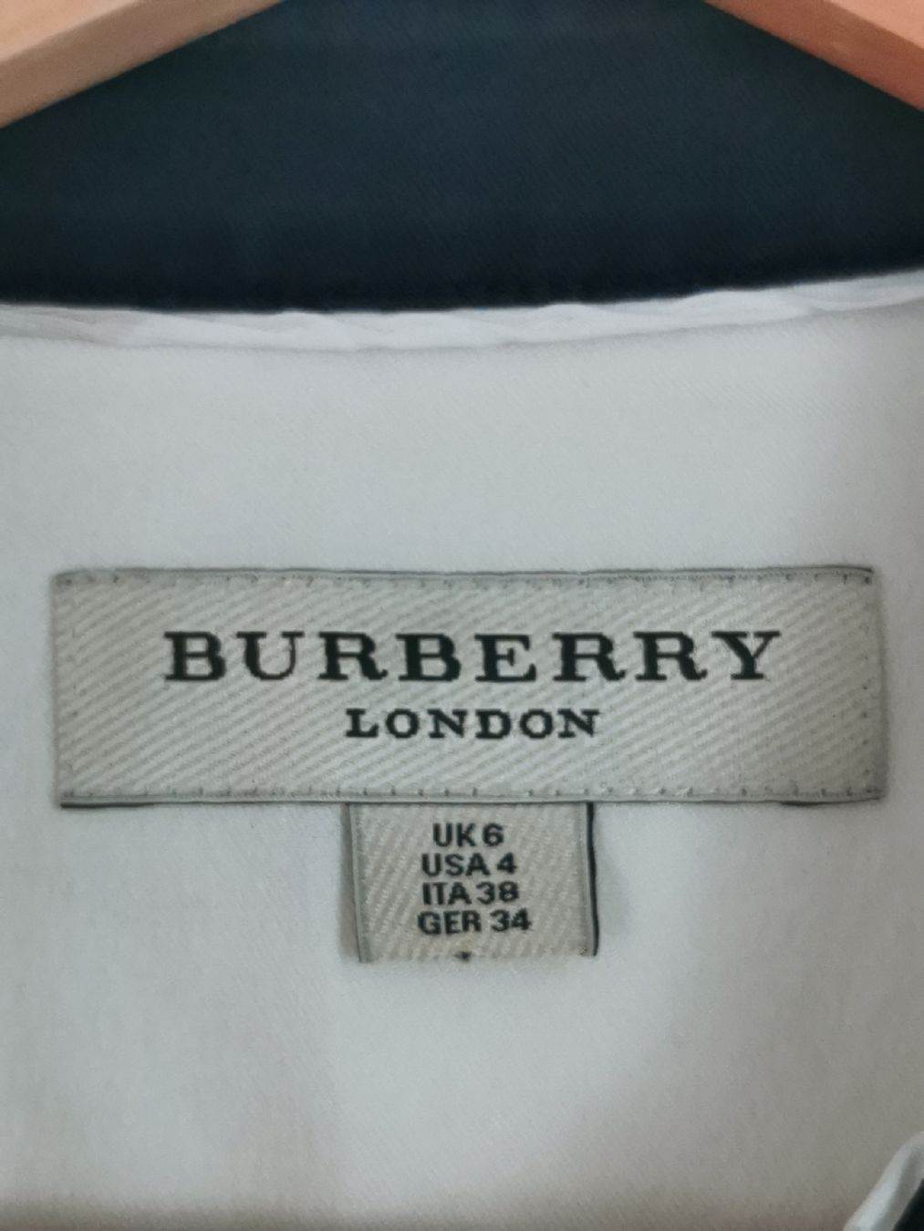 Burberry Camicette: Burberry Damen Bluse Gr 34 (De)  – Nuovo (secondo la descrizione) da Schlieren venduto da vlalif 1