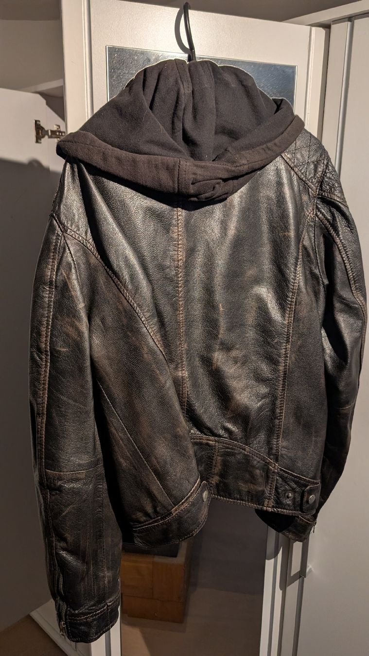 Giacche: lederjacke xl – Usato da Goldau venduto da Adriansteiner3 1