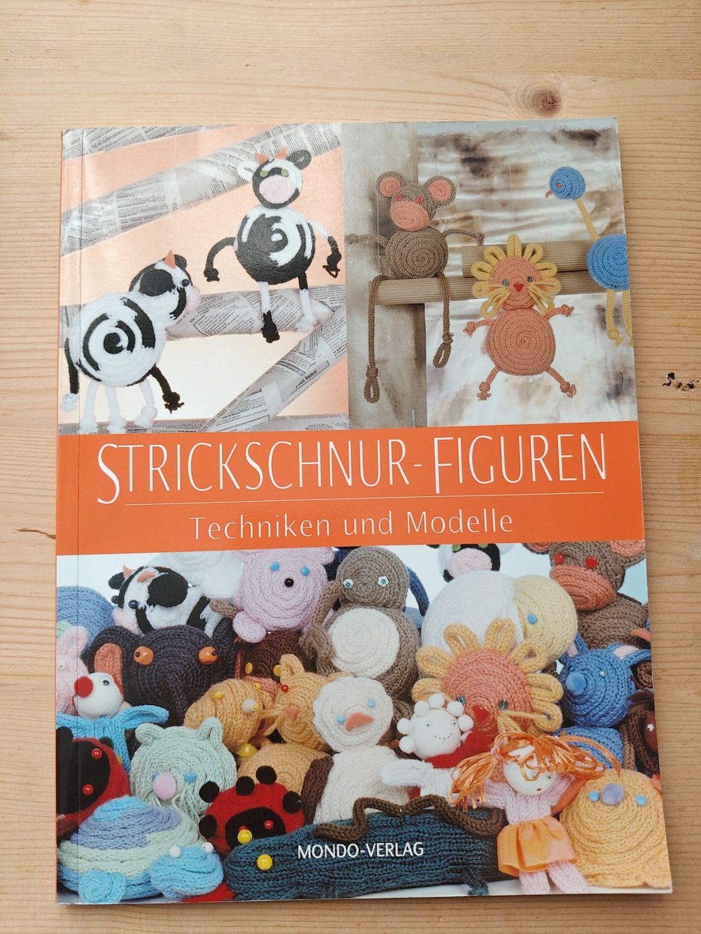 Libri: Strickschnur - Figuren (Strickliesel) - Techniken & Modelle – Usato da Muttenz venduto da Negnuja