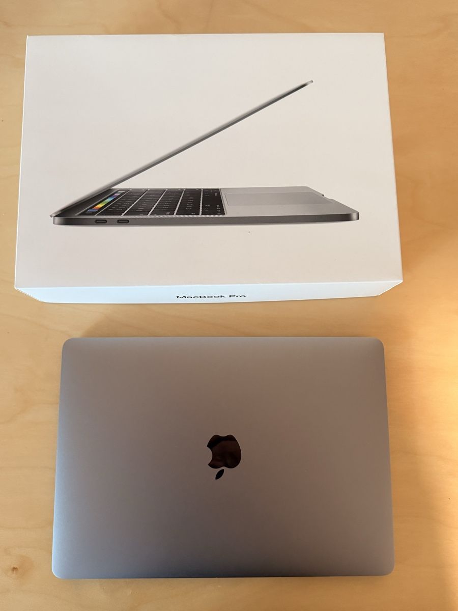 Apple Portables: MacBook Pro 13'' Touchbar – D'occasion à Oberwil BL par danone02 1
