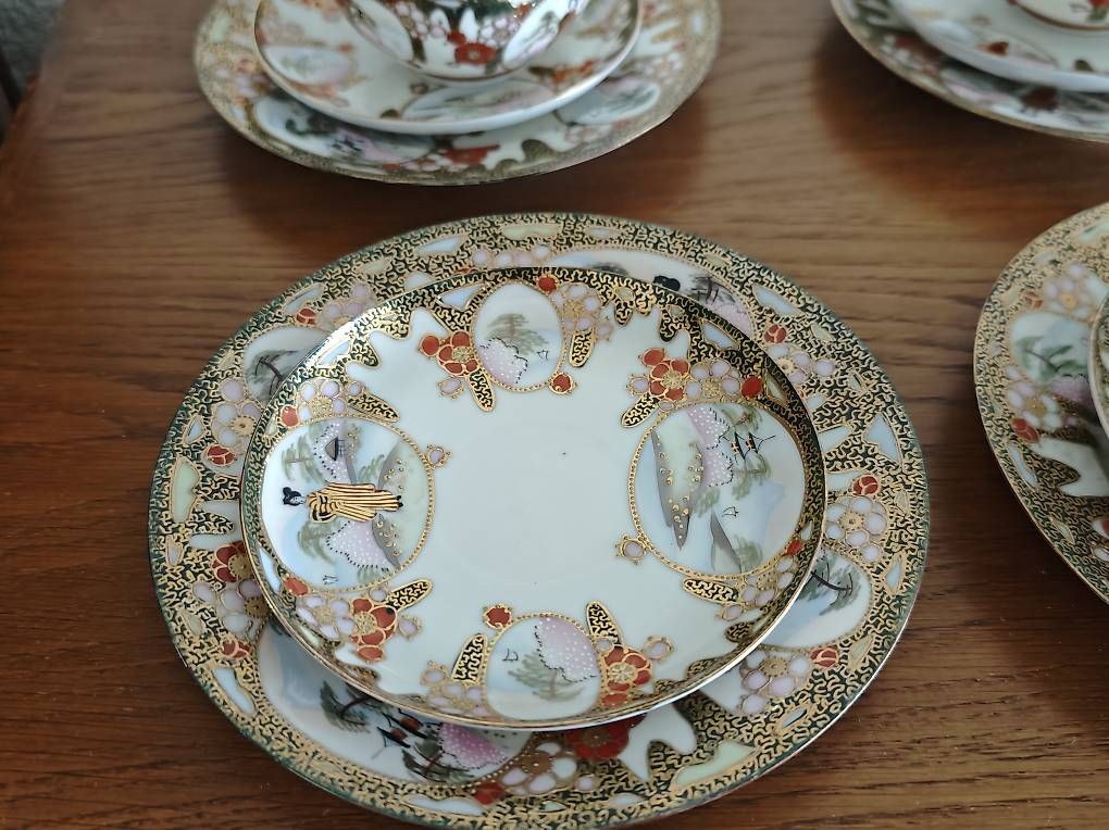 Set di piatti: Antikes Porzellan  – Usato da Herzogenbuchsee venduto da M86V8 1