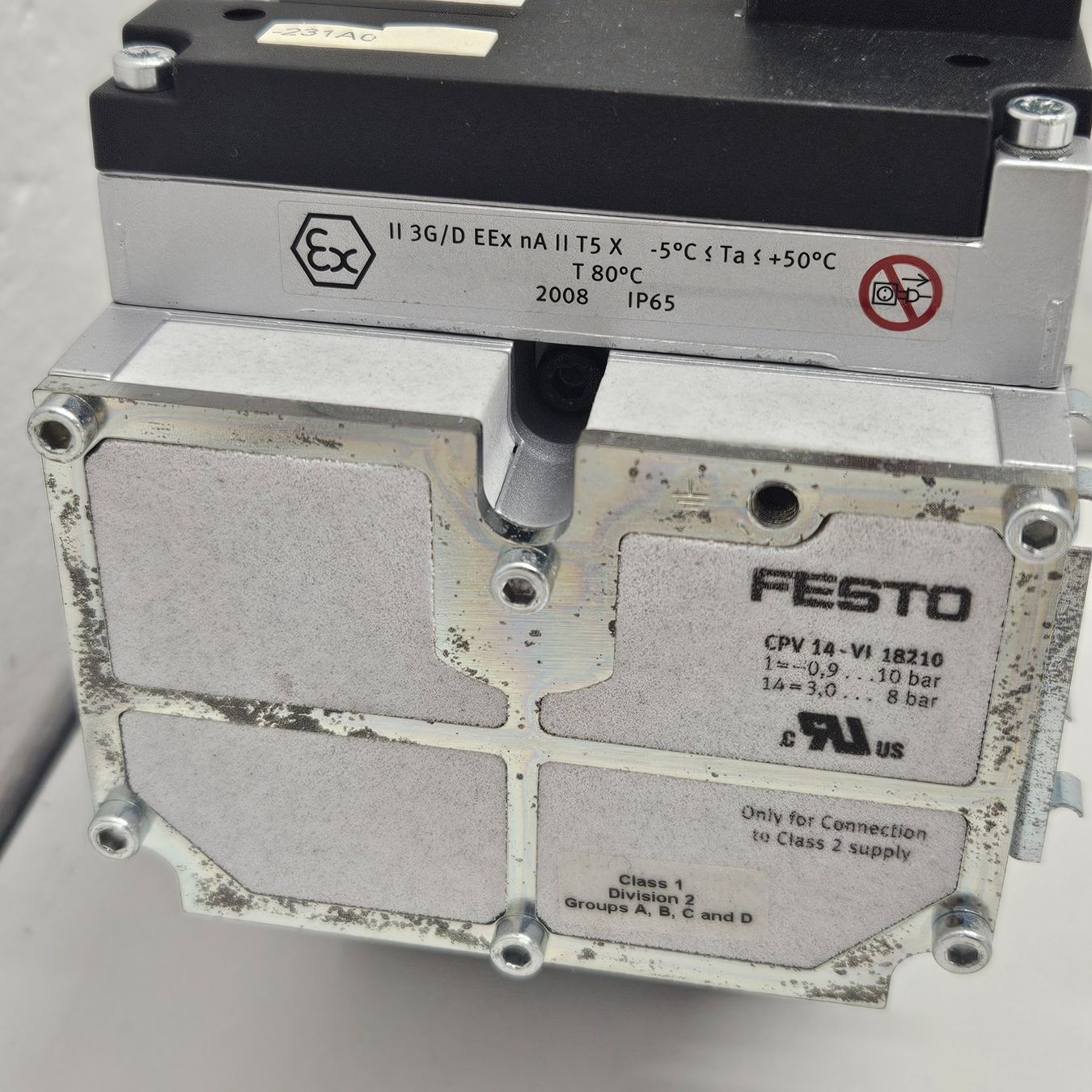 Festo Elektronikbauteile: Festo CPV-14-GE-MP-4 mit LFR-D-7-MINI – Gebraucht aus Niederdorf von LeptonAG 4