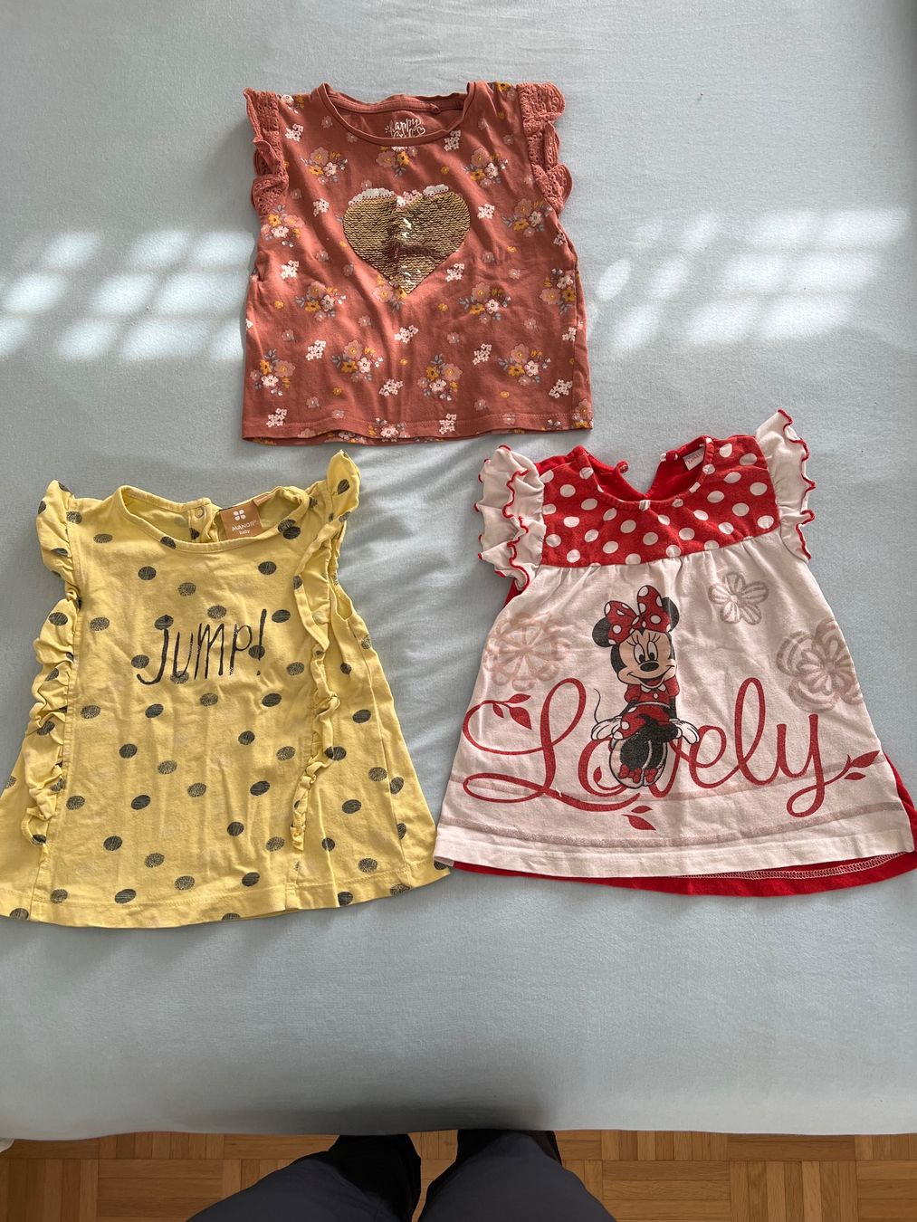 Kleiderpakete & -sets: Shirt grösse 86 – Gebraucht aus Thalwil von lom_858j