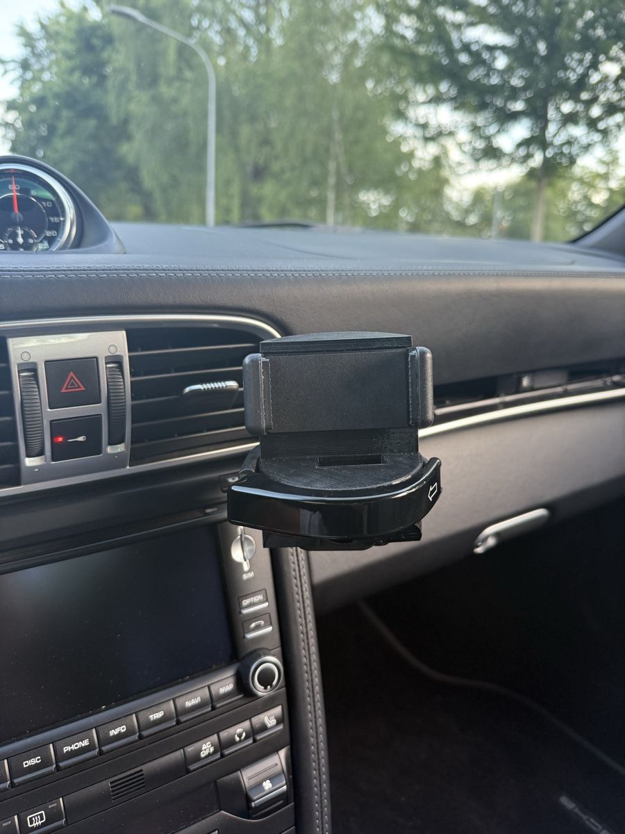 Staffe: Porsche 997 Handyhalterung iPhone 16  – Usato da Zürich venduto da lajuliet