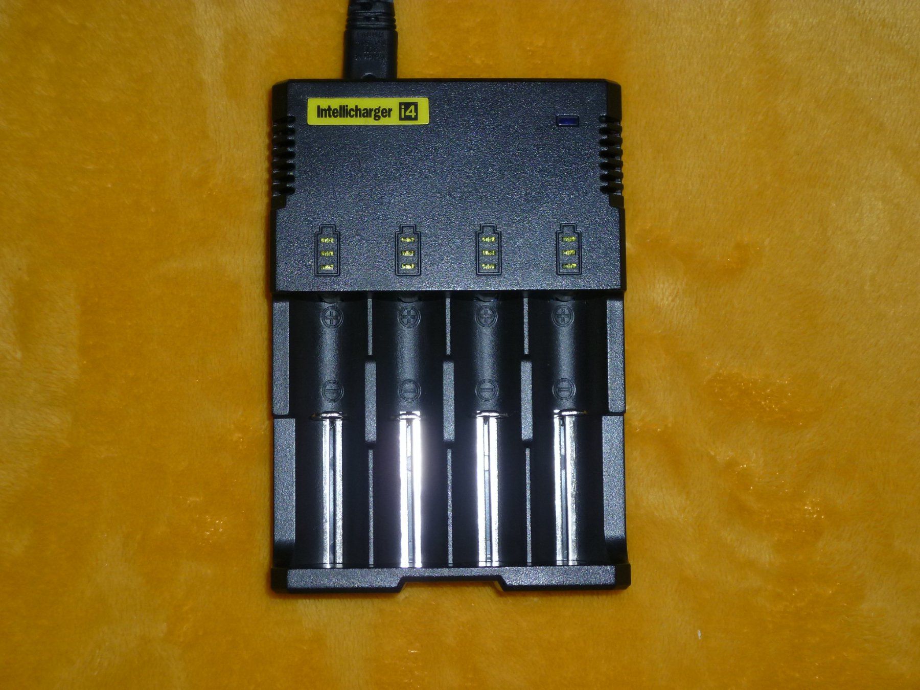 NiteCore Caricatori & Batterie: DIGITALES NITECORE AKKULADEGERÄT – Nuovo (secondo la descrizione) da Safenwil venduto da universum78
