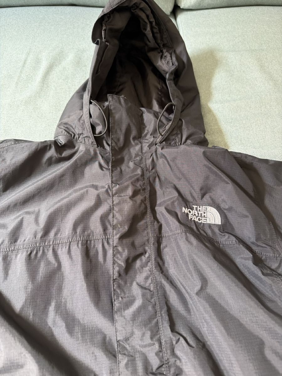 North Face Vestes: The North Face Jacket Size L Black Used – D'occasion à Nyon par noa_528c 1