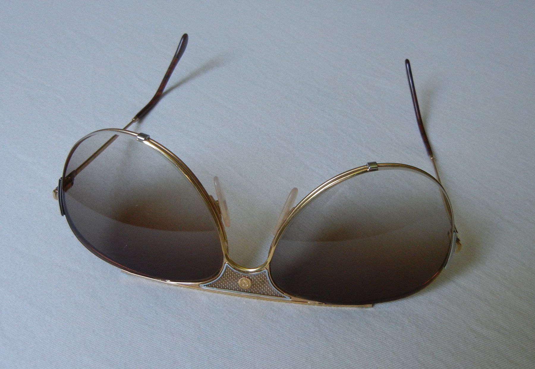 Occhiali & Lenti: PILOTENBRILLE Goldfarben SONNENBRILLE – Usato da Bern venduto da Mekongbeach 1
