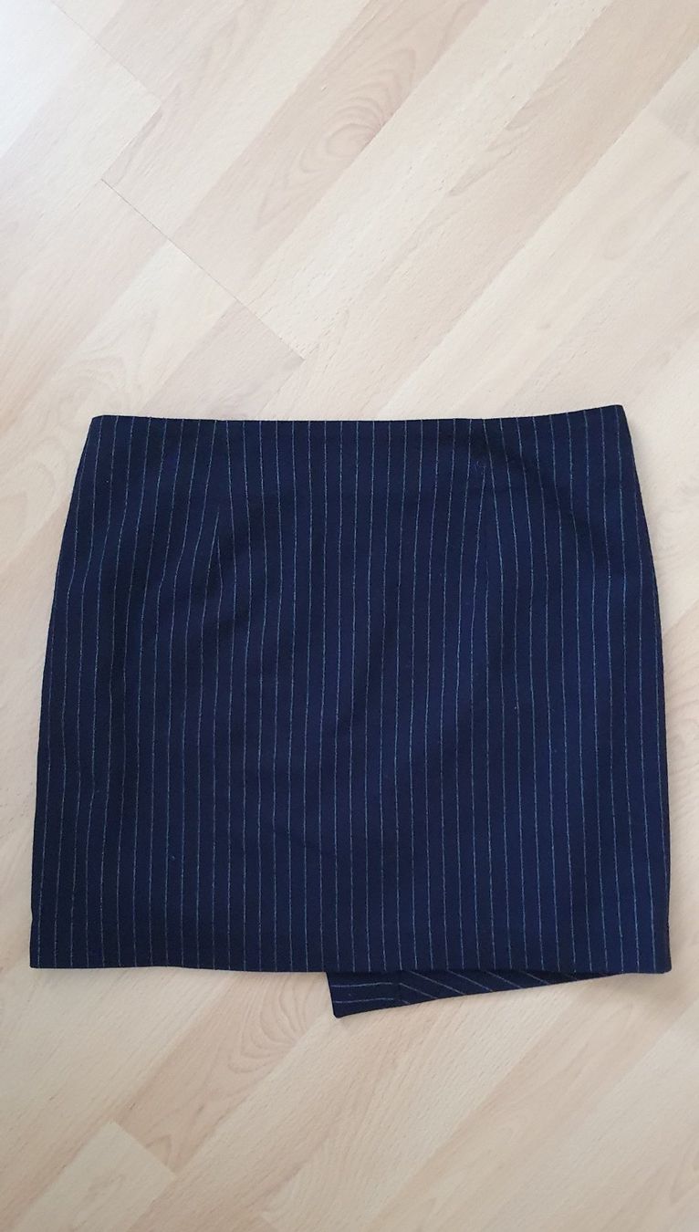 H&M Gonne: H&M Rock gr38, Neuwertig – Usato da Niederbipp venduto da fashionfuchs 2