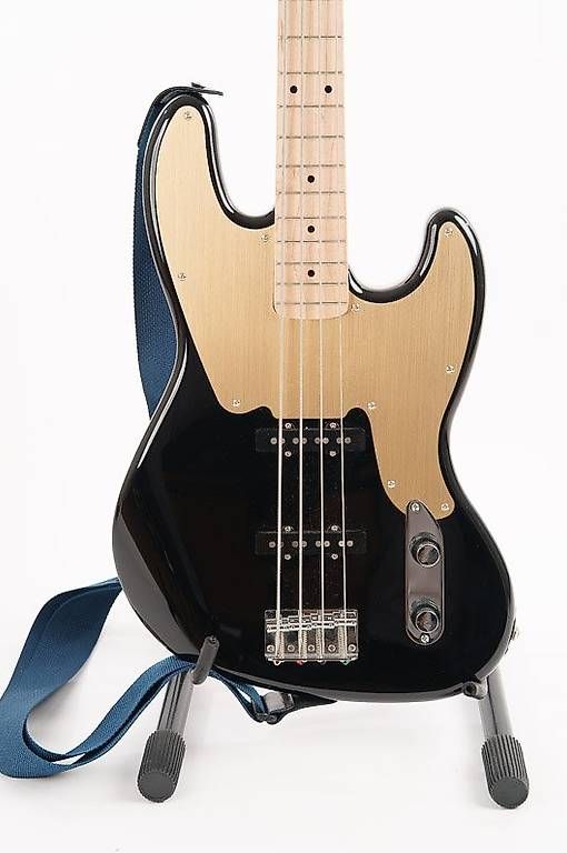 Squier Strumenti musicali: Squier Jazz Bass – Usato da Malters venduto da Efoto 1