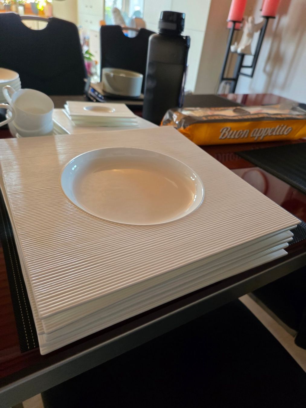 Services de table: Geschirr Migros Sèlection Bone China – Neuf (Voir description) à Deitingen par Floeru1 1