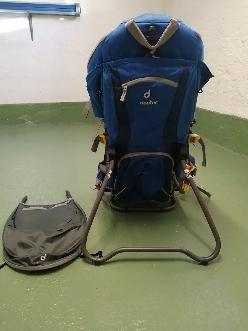 Deuter Bauch- & Rückentragen: Kraxe / Kindertrage / Rucksack / Deuter – Gebraucht aus Goldach von Gipo 2
