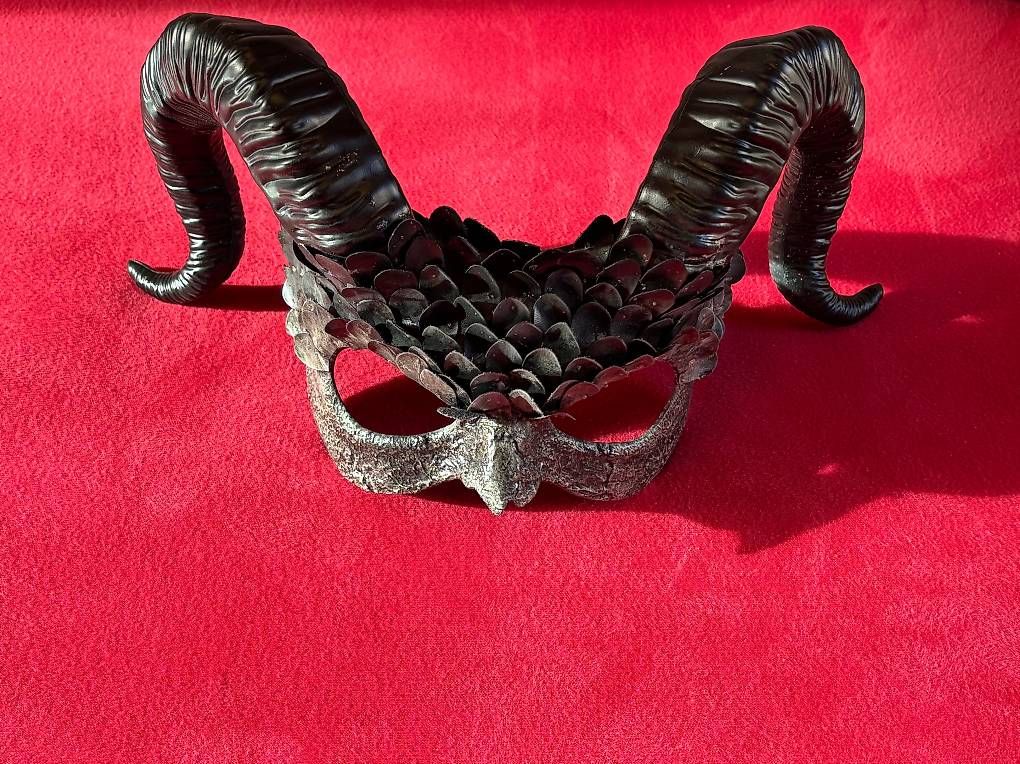 Maschere: Maschera Diavolo - NUOVA – Usato da Maroggia venduto da Luca_Ferrario