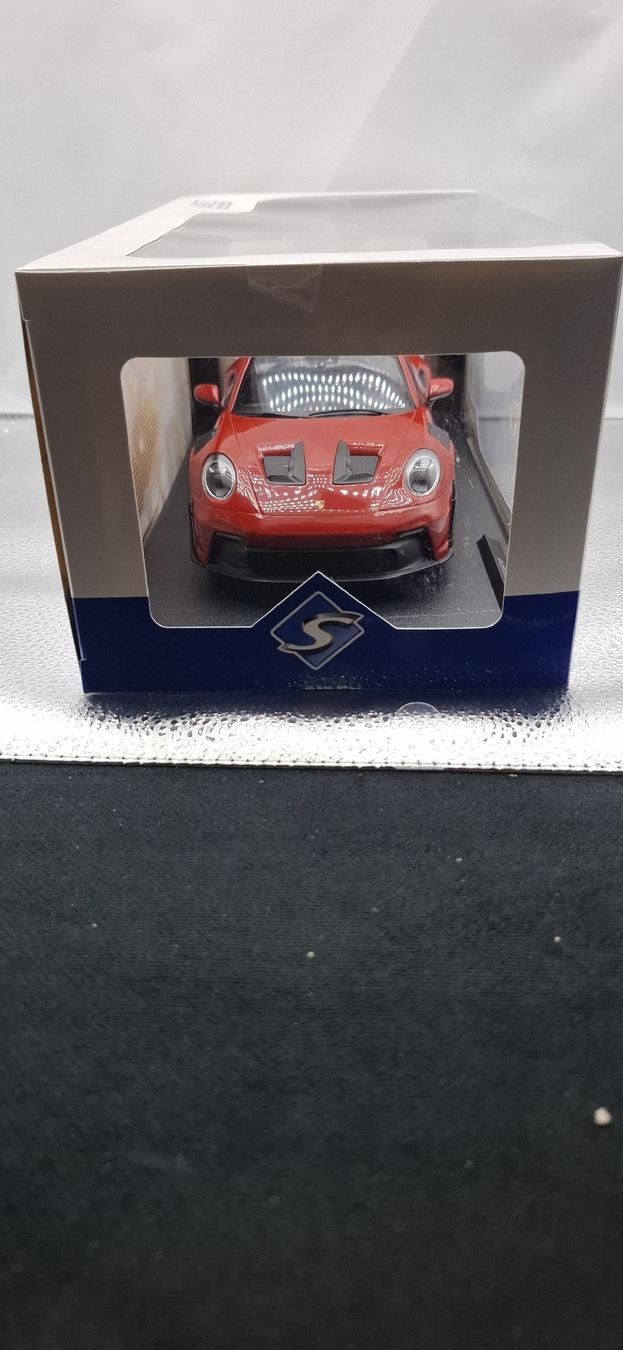 solido-porsche-gt3-rs-1-18-neu-und-originalverpackt-in-gipf-oberfrick