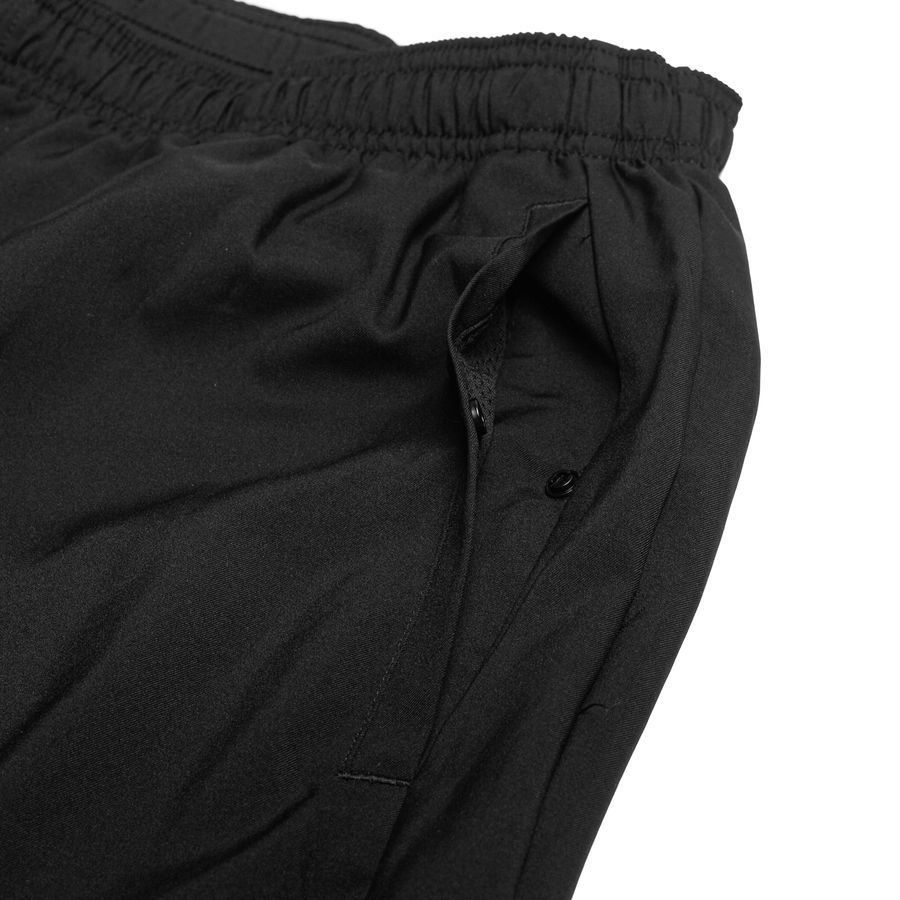 Nike Pantaloni: Nike Trainerhose, Jogginghose, neuwertig, Gr. M – Usato da Vaduz venduto da Whitecat007 1